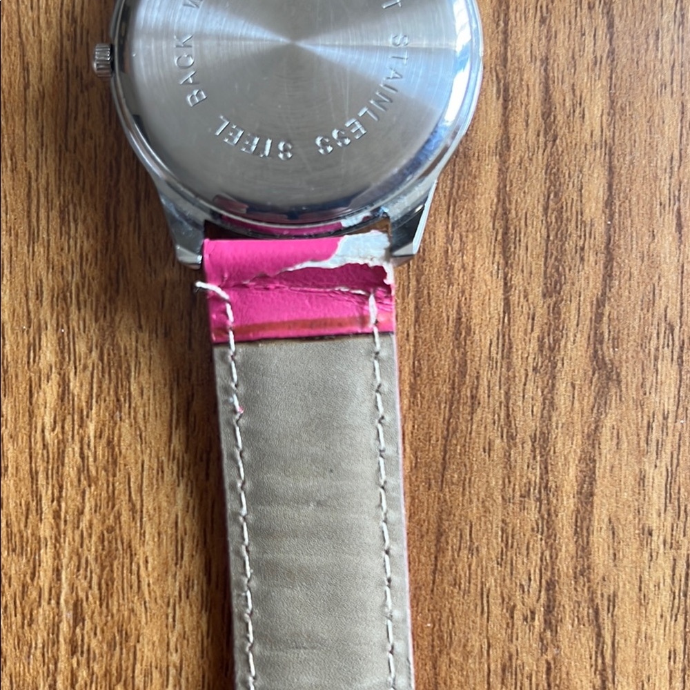 Pink Hello Kitty Watch - Picture 4 of 4